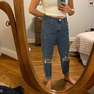 Cotton on “mom jean”